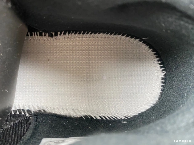 THE CUT X CHECK SCOTT TRAVIS FZ8117-100 JORDAN 0804